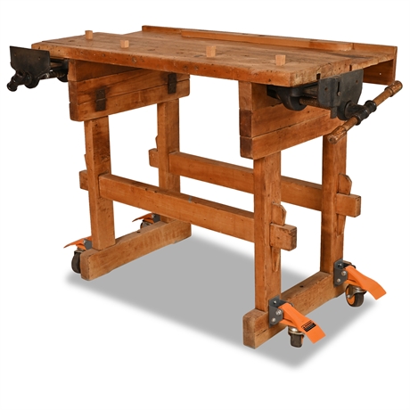 Woodworkers Workbench with Vises
