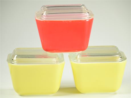 Vintage Pyrex Refrigerator Dishes with Lids