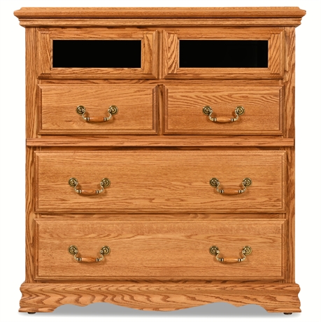 Furniture Traditions Oak Chest