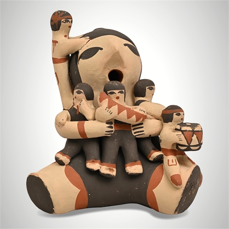 Judy Toya Jemez Pueblo Polychrome Storyteller Figure with Six Children