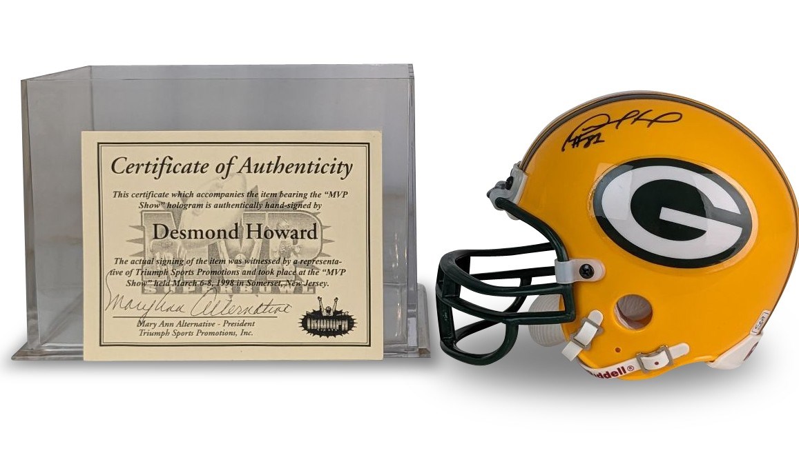 NM Auctions  Innovative Auction, Liquidation & Estate Sales - Green Bay  Packers Desmond Howard Autographed Sports Illustrated