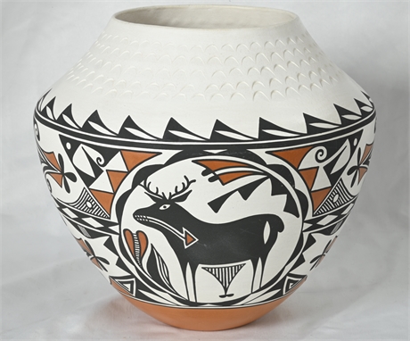 Donna Chino Acoma Pueblo Pottery