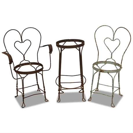 Vintage Wrought Iron Garden Chair & Table Set – Heart Back Design