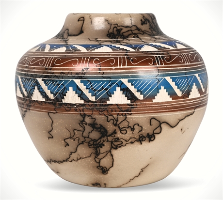 Gerie Vail Navajo Horsehair Pottery Vase – Hand Painted, 6.5"