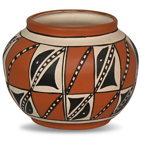 Laguna Pueblo Pot